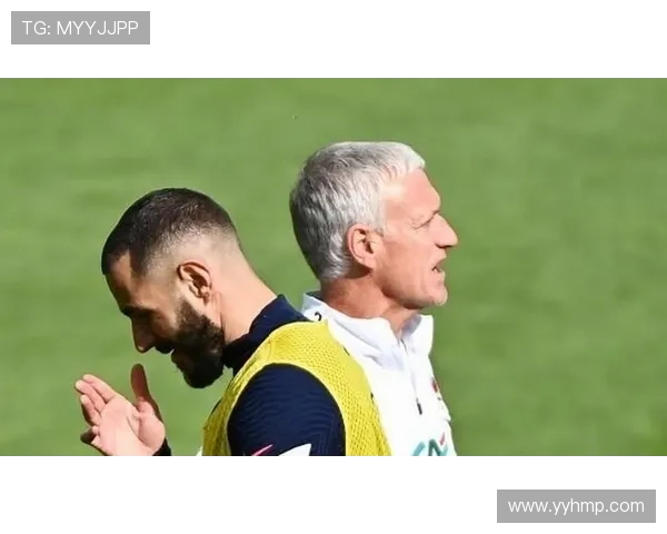 本泽马与德尚矛盾:国家队征召背后的战术分歧 本泽马与德尚矛盾:国家队征召背后的战术分歧